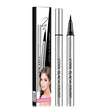 Wasserfester & wischfester Eyeliner